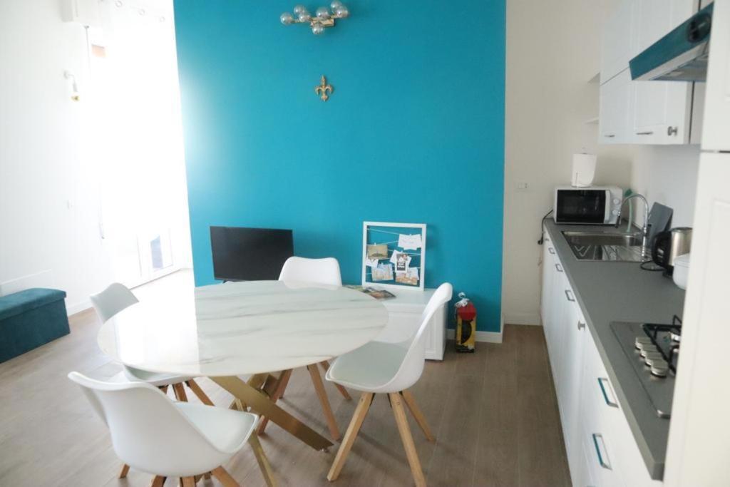 Santa Maria Novella - Golden Lily Florence, City Center Apartment المظهر الخارجي الصورة