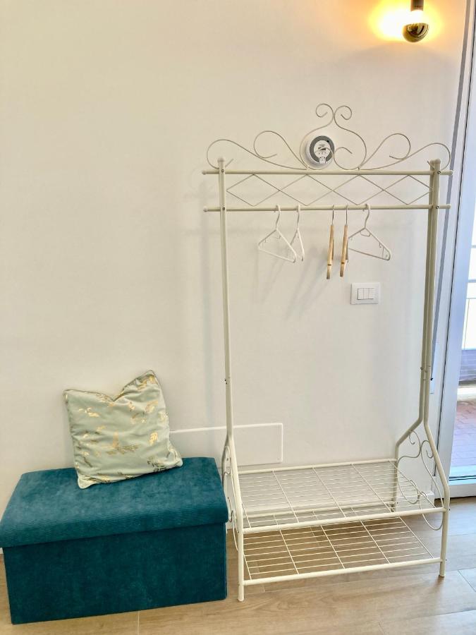 Santa Maria Novella - Golden Lily Florence, City Center Apartment المظهر الخارجي الصورة