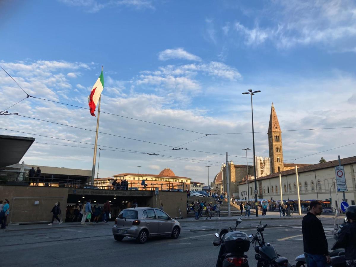 Santa Maria Novella - Golden Lily Florence, City Center Apartment المظهر الخارجي الصورة